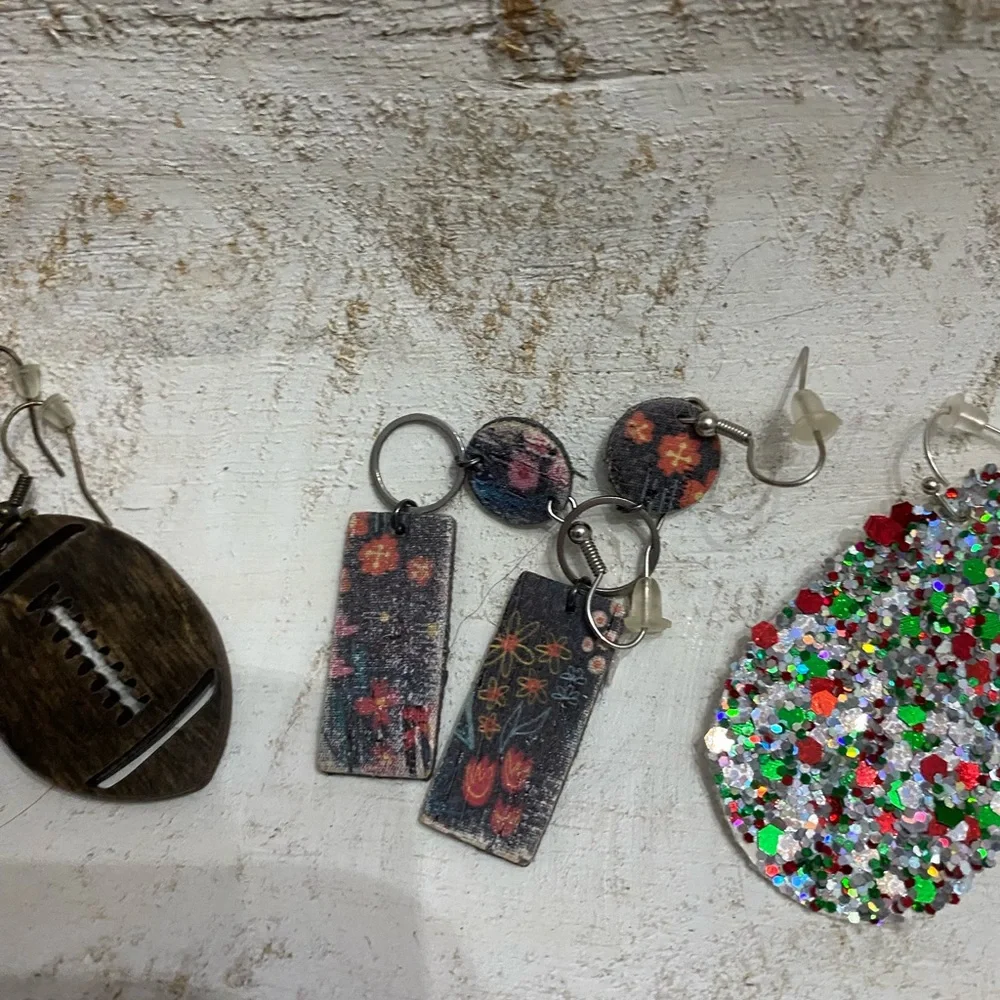 Floral and Glitter Earring Set - Picture 3 of 4